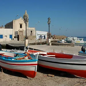 By The Apartment Lipari (Isola Lipari)