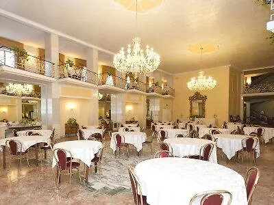 Lh Grand Hotel Hermitage Rome 4*,
